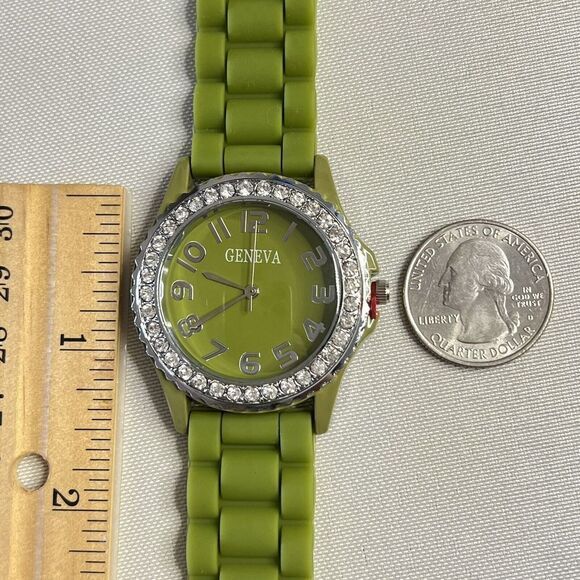 GENEVA 5573 Women's Watch Green‎ Silicone Band Arabic Numerals Round Face 9 in - Picture 5 of 12
